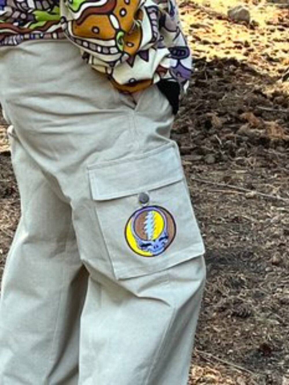 Cotton Drawstring Waist Cargo Pants Unisex with SYF Embroidered Pocket - NWT - Picture 4 of 5